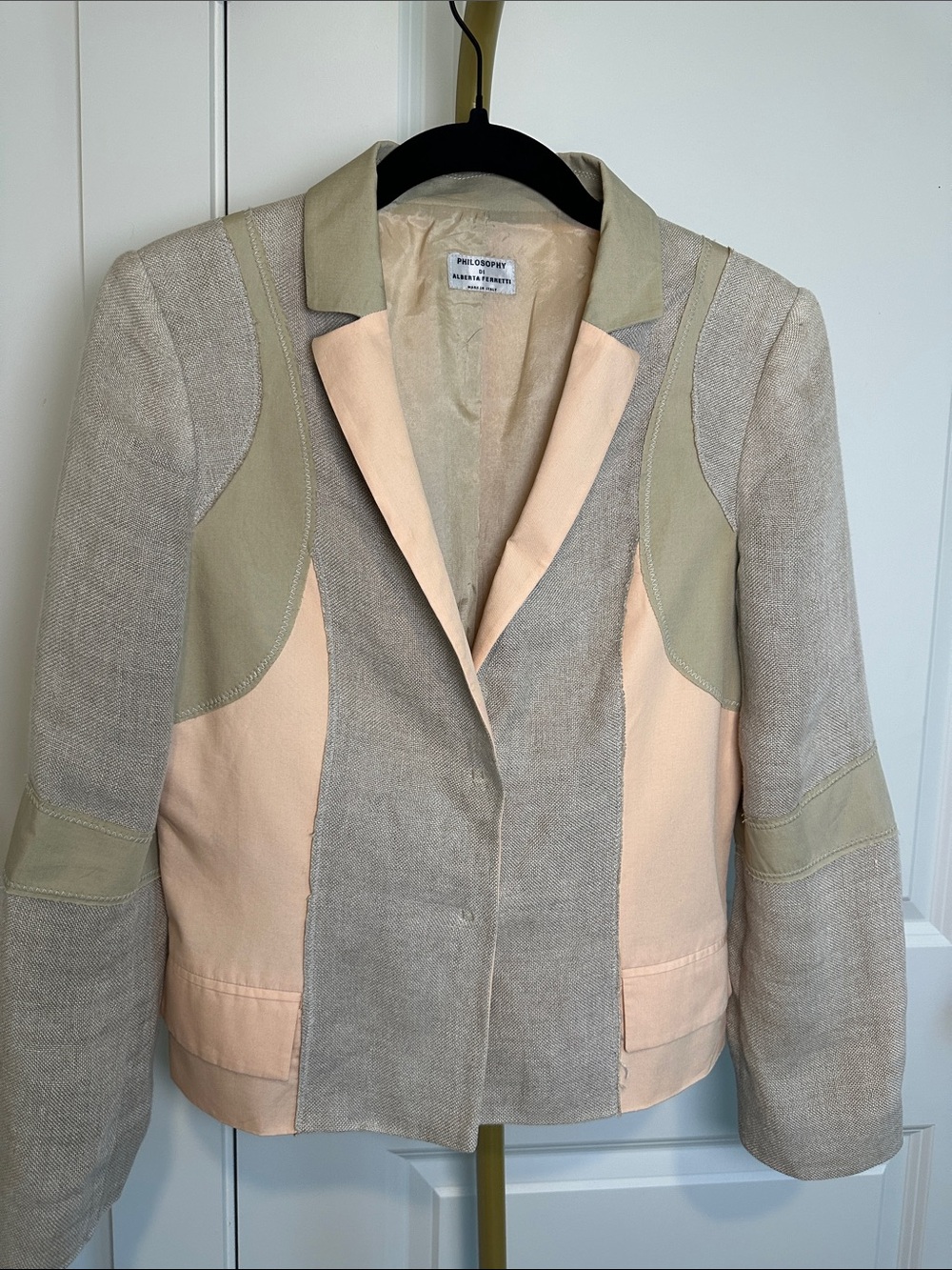 Vintage Philosophy di Alberta Ferretti Neutral Beige and Blush Colorblock Blazer